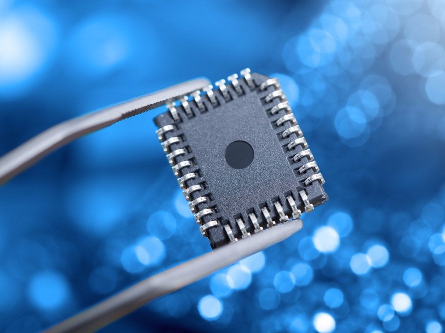Efficient AI Ahead: USC’s Memristor Breakthrough Transforms Analog ... Chip iphone